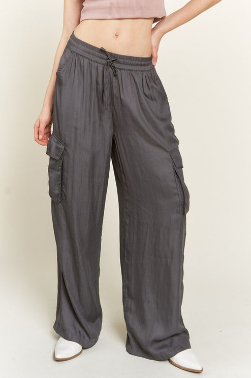 Comfort Fit Cargo Pull-On Pants with Elastic Waist