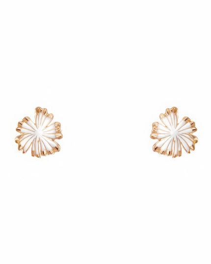 Elegant White Flower Fashion Stud Earrings