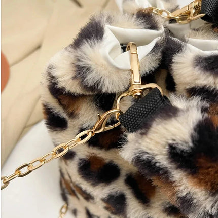 Chic Stylish Leopard Print Soft Plush Fashion Handbag Shoulder & Crossbody Bag