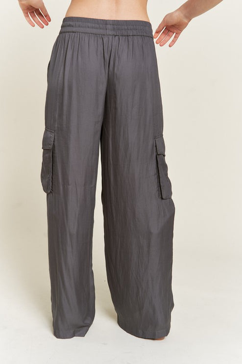 Comfort Fit Cargo Pull-On Pants with Elastic Waist